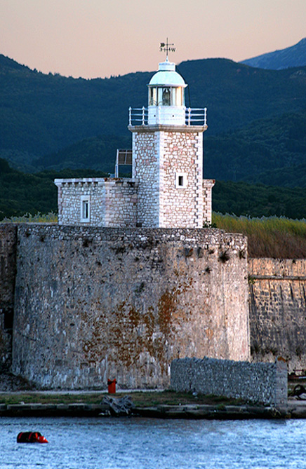  o faros.jpg